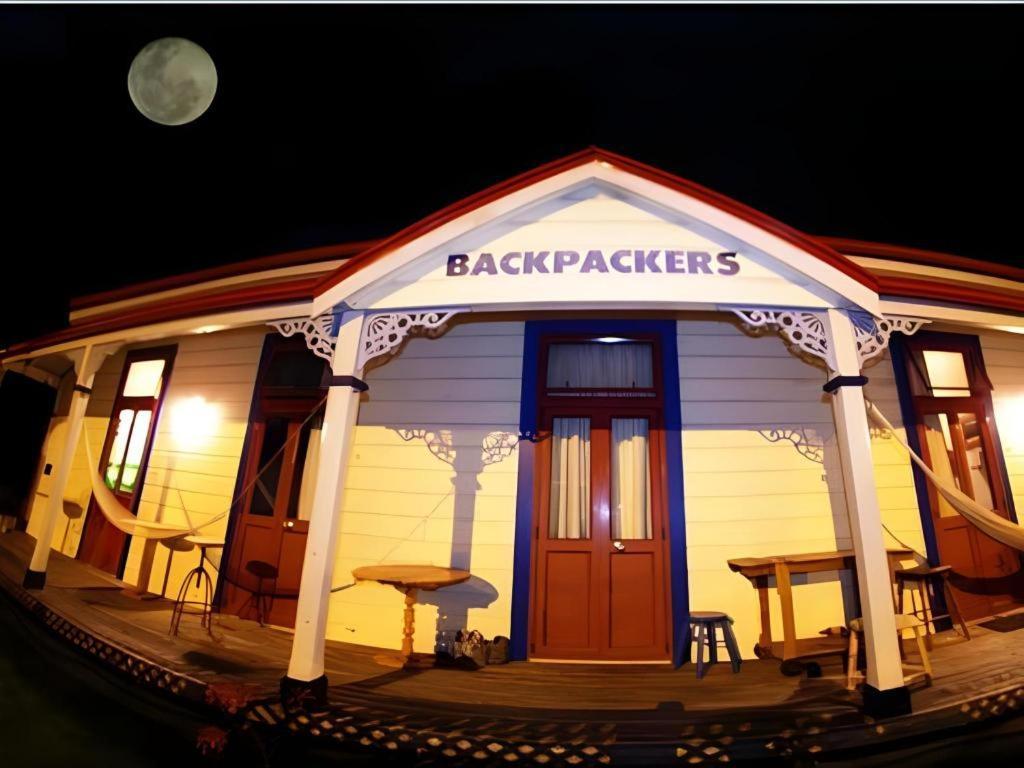 Stables Lodge Backpackers Napier Esterno foto